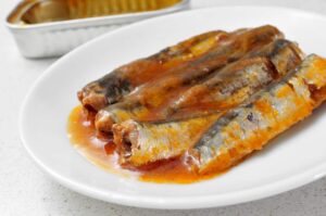 Can dogs eat sardines in olive oil?