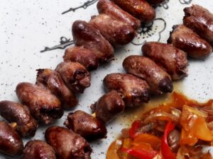 Tips on how to cook chicken hearts for dogs.